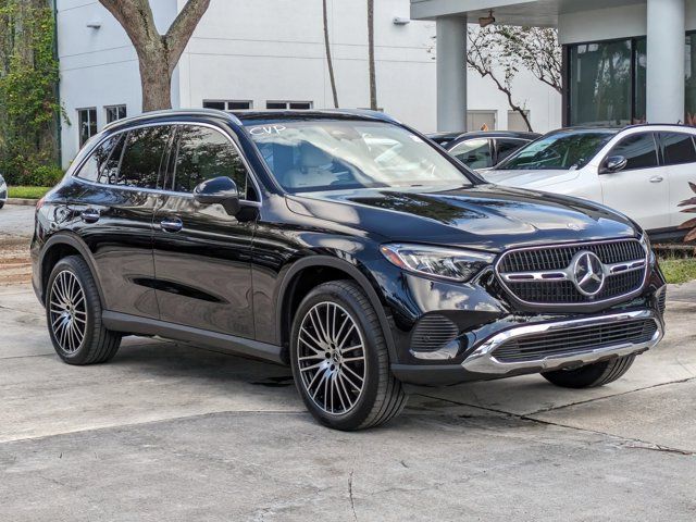 2024 Mercedes-Benz GLC 300