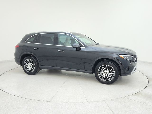 2024 Mercedes-Benz GLC 300