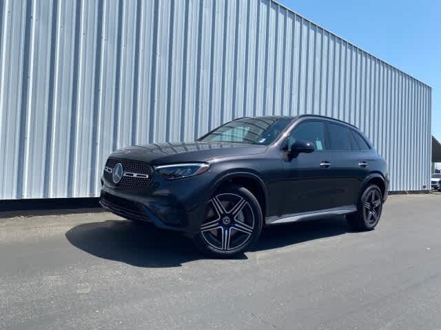 2024 Mercedes-Benz GLC 300