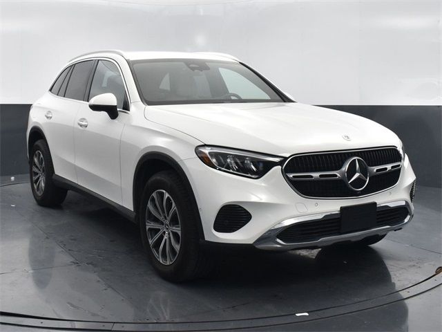 2024 Mercedes-Benz GLC 300