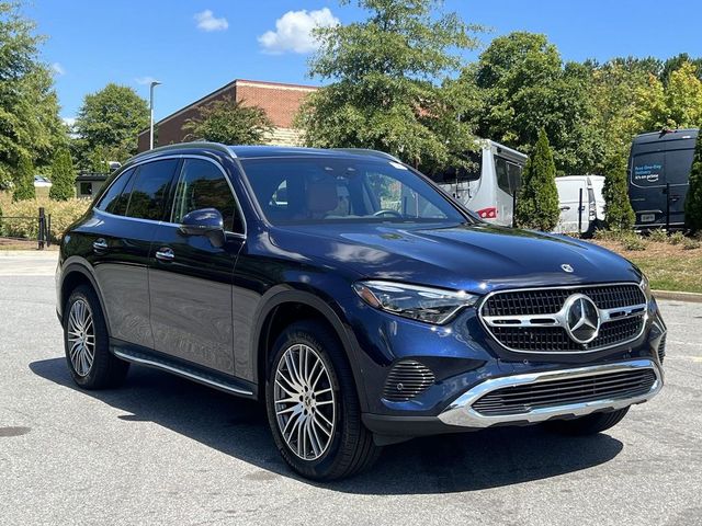 2024 Mercedes-Benz GLC 300