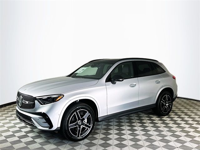 2024 Mercedes-Benz GLC 300