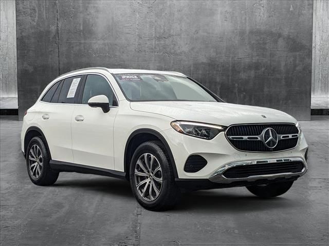 2024 Mercedes-Benz GLC 300