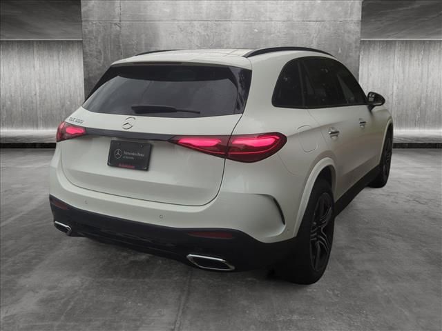 2024 Mercedes-Benz GLC 300