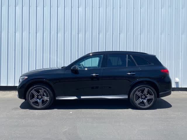 2024 Mercedes-Benz GLC 300