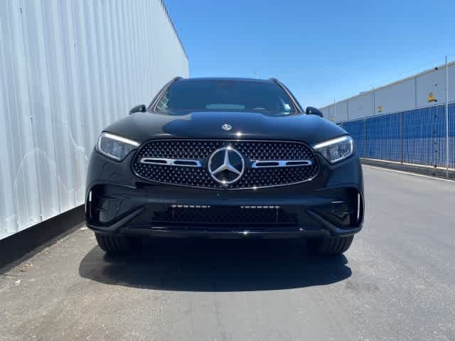 2024 Mercedes-Benz GLC 300