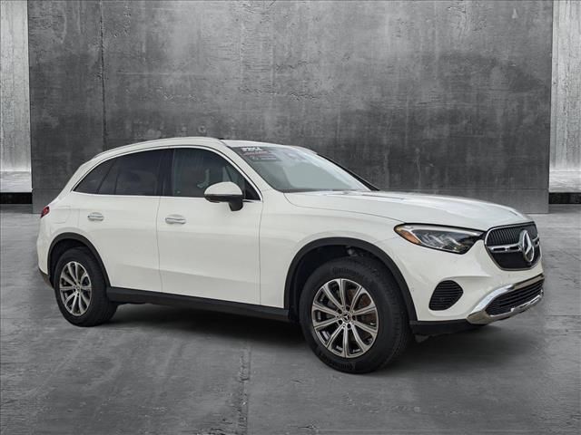 2024 Mercedes-Benz GLC 300