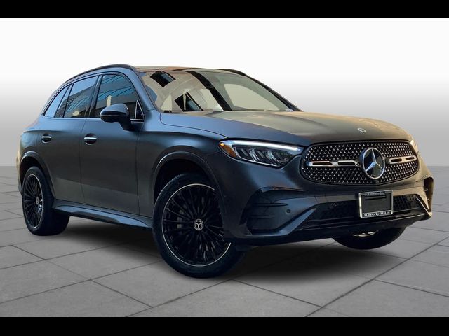 2024 Mercedes-Benz GLC 300