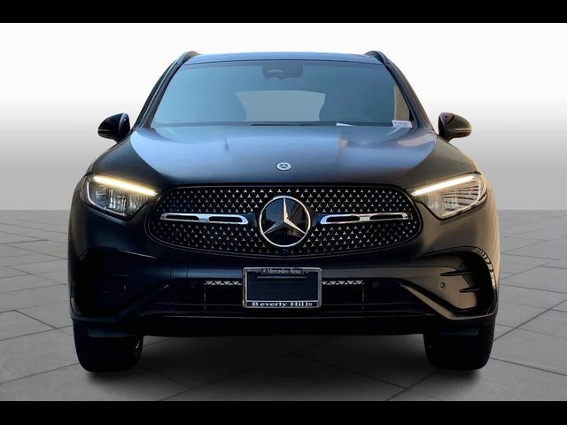 2024 Mercedes-Benz GLC 300