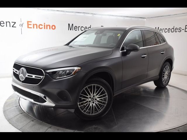 2024 Mercedes-Benz GLC 300