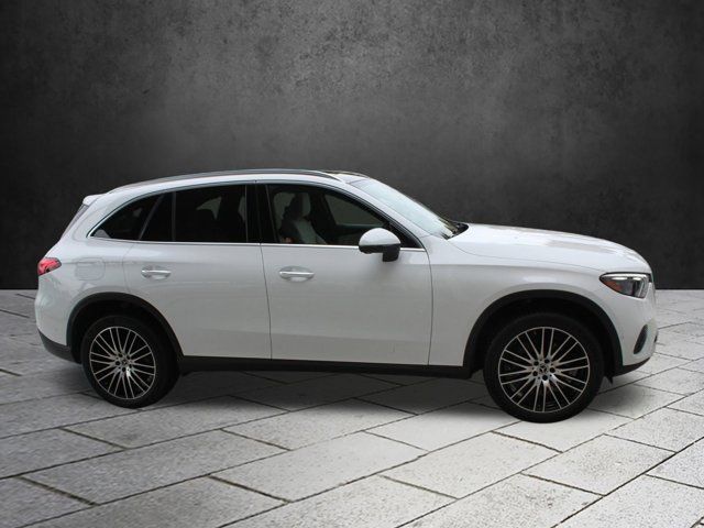 2024 Mercedes-Benz GLC 300