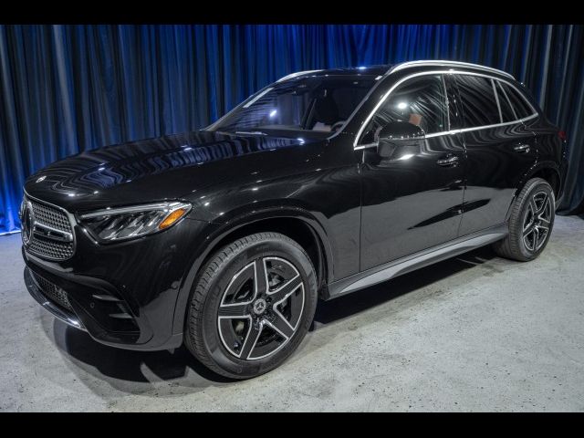 2024 Mercedes-Benz GLC 300