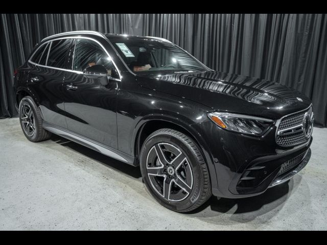 2024 Mercedes-Benz GLC 300