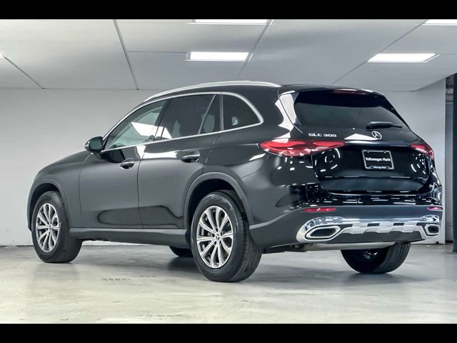 2024 Mercedes-Benz GLC 300