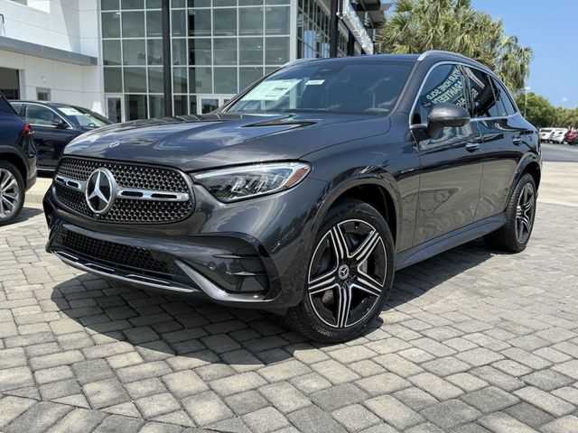 2024 Mercedes-Benz GLC 300