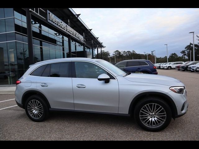 2024 Mercedes-Benz GLC 300