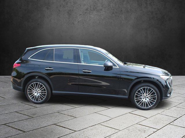 2024 Mercedes-Benz GLC 300