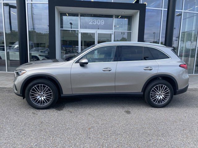 2024 Mercedes-Benz GLC 300