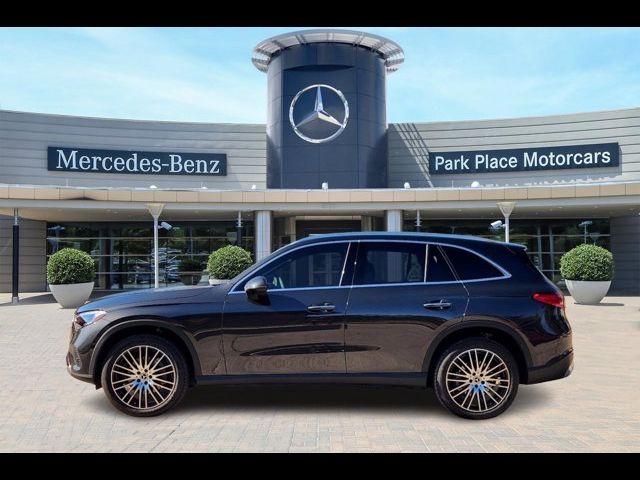 2024 Mercedes-Benz GLC 300