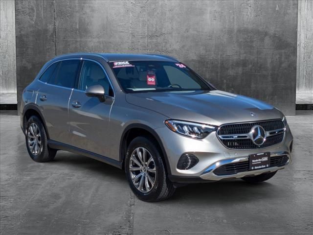 2024 Mercedes-Benz GLC 300