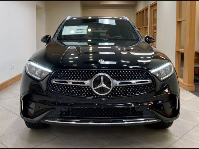 2024 Mercedes-Benz GLC 300