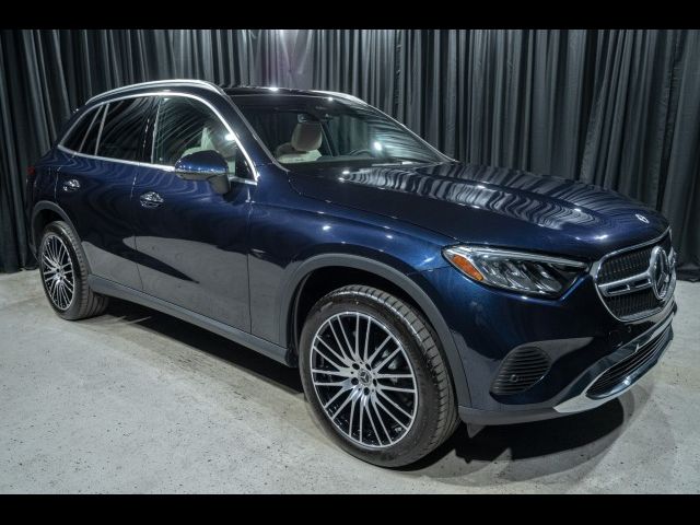 2024 Mercedes-Benz GLC 300