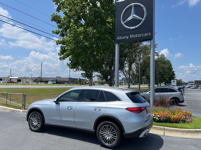 2024 Mercedes-Benz GLC 300