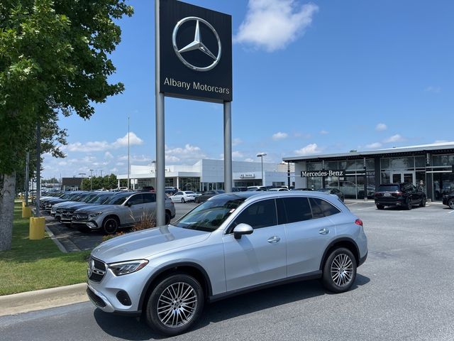 2024 Mercedes-Benz GLC 300