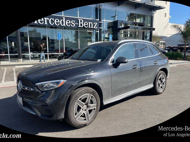 2024 Mercedes-Benz GLC 300