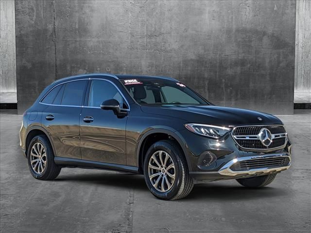 2024 Mercedes-Benz GLC 300