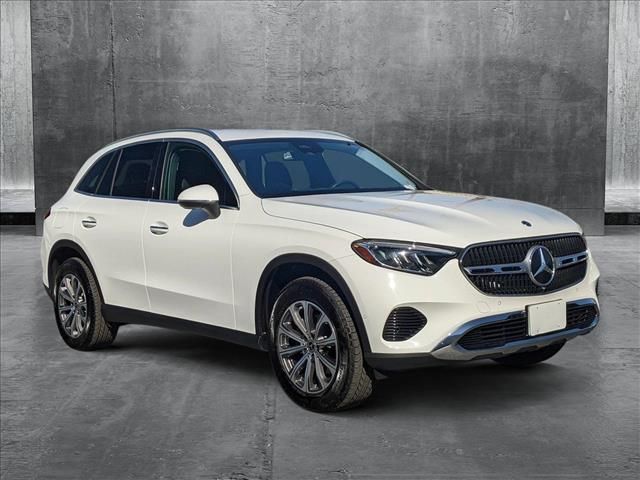 2024 Mercedes-Benz GLC 300