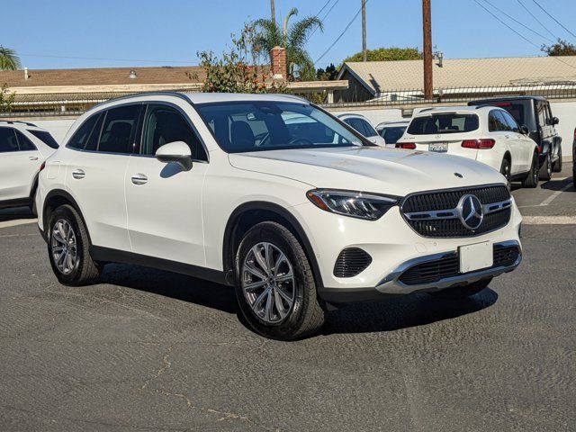 2024 Mercedes-Benz GLC 300