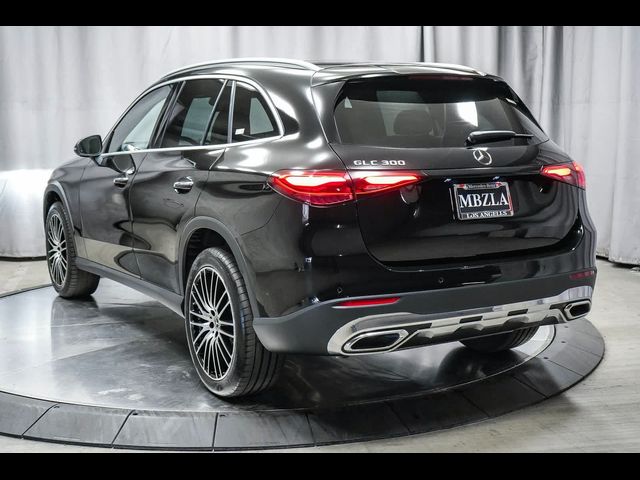 2024 Mercedes-Benz GLC 300