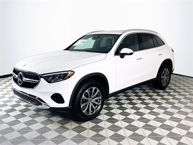 2024 Mercedes-Benz GLC 300