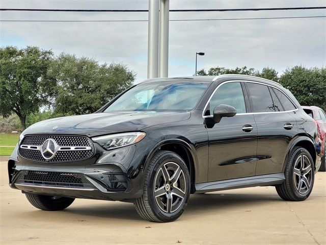 2024 Mercedes-Benz GLC 300