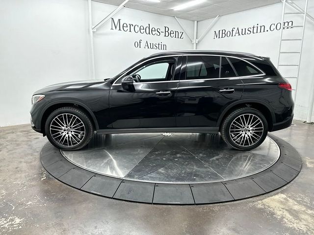 2024 Mercedes-Benz GLC 300