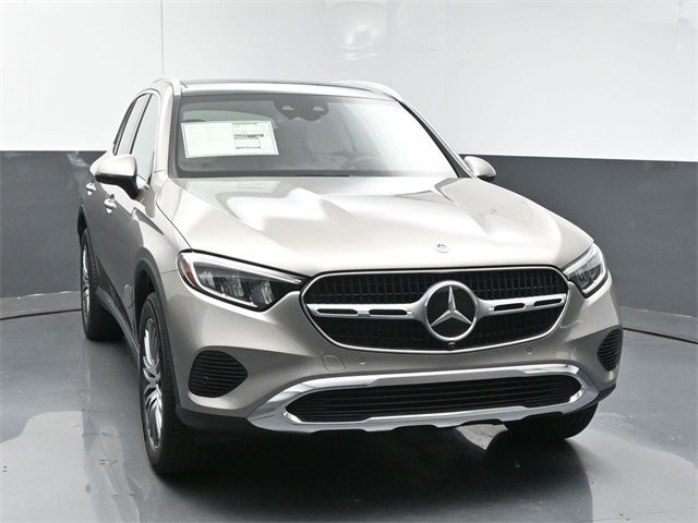 2024 Mercedes-Benz GLC 300