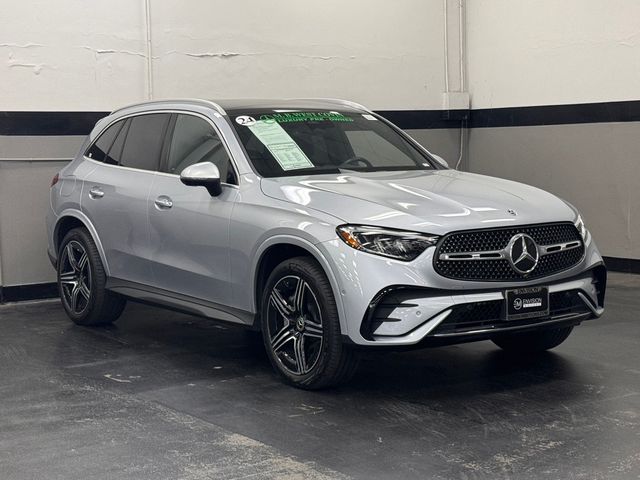 2024 Mercedes-Benz GLC 300