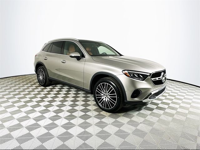 2024 Mercedes-Benz GLC 300