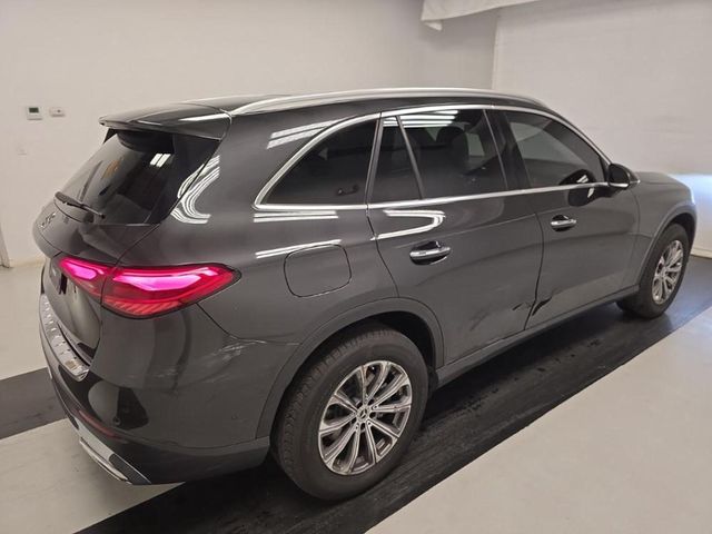 2024 Mercedes-Benz GLC 300