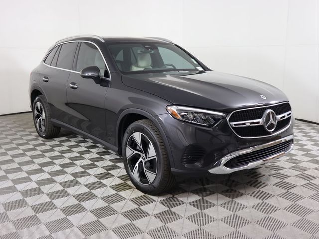 2024 Mercedes-Benz GLC 300