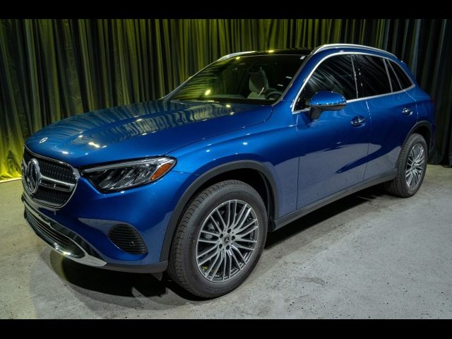 2024 Mercedes-Benz GLC 300