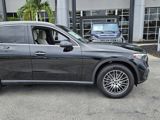 2024 Mercedes-Benz GLC 300