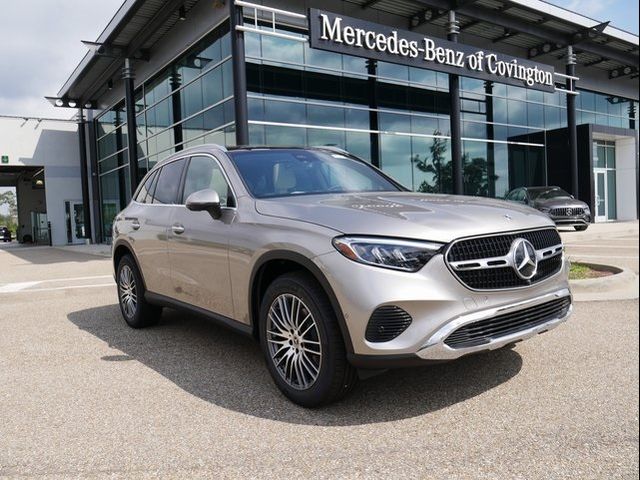 2024 Mercedes-Benz GLC 300