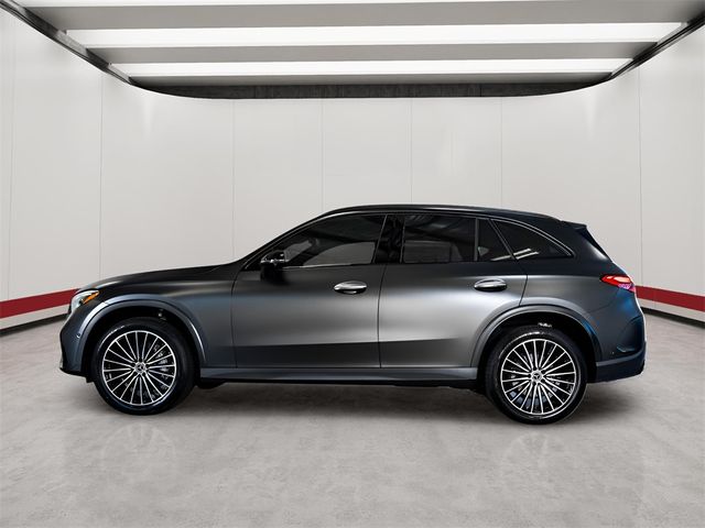 2024 Mercedes-Benz GLC 300