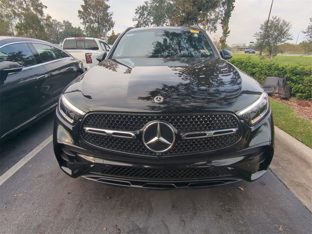 2024 Mercedes-Benz GLC 300