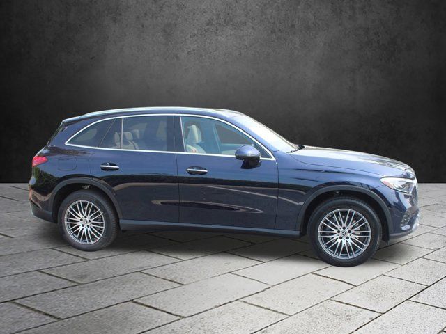 2024 Mercedes-Benz GLC 300