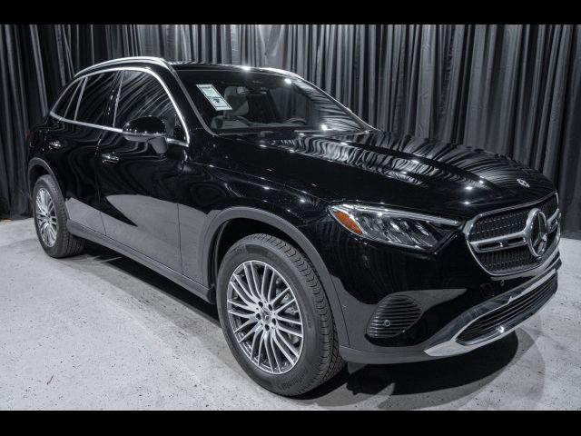 2024 Mercedes-Benz GLC 300