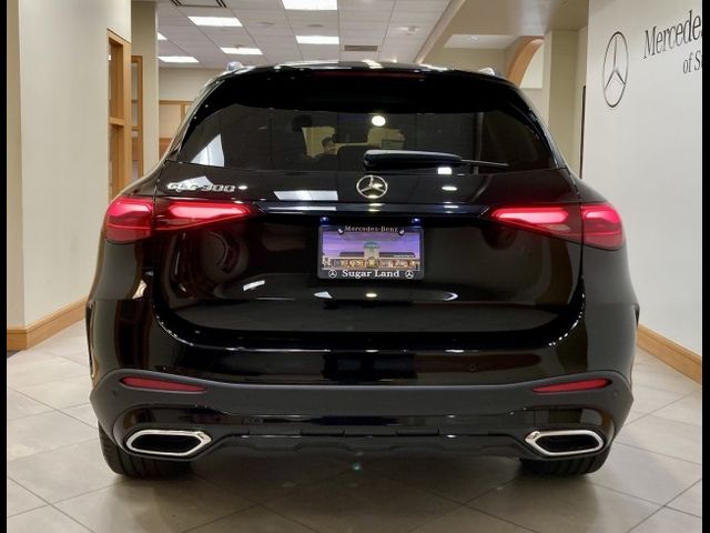 2024 Mercedes-Benz GLC 300