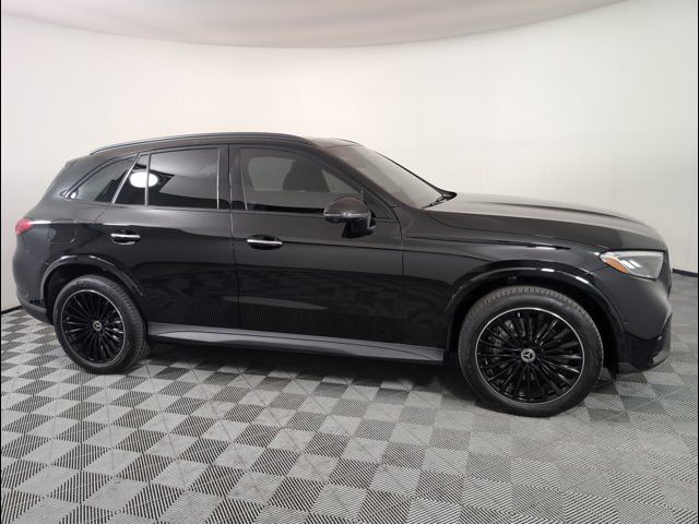 2024 Mercedes-Benz GLC 300